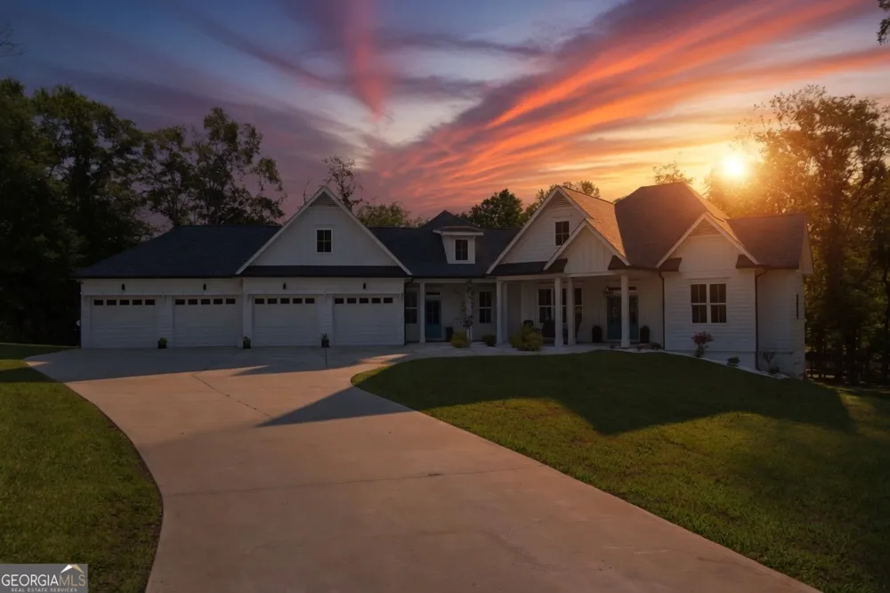 8 Ripplewood TRL Euharlee, GA 30145