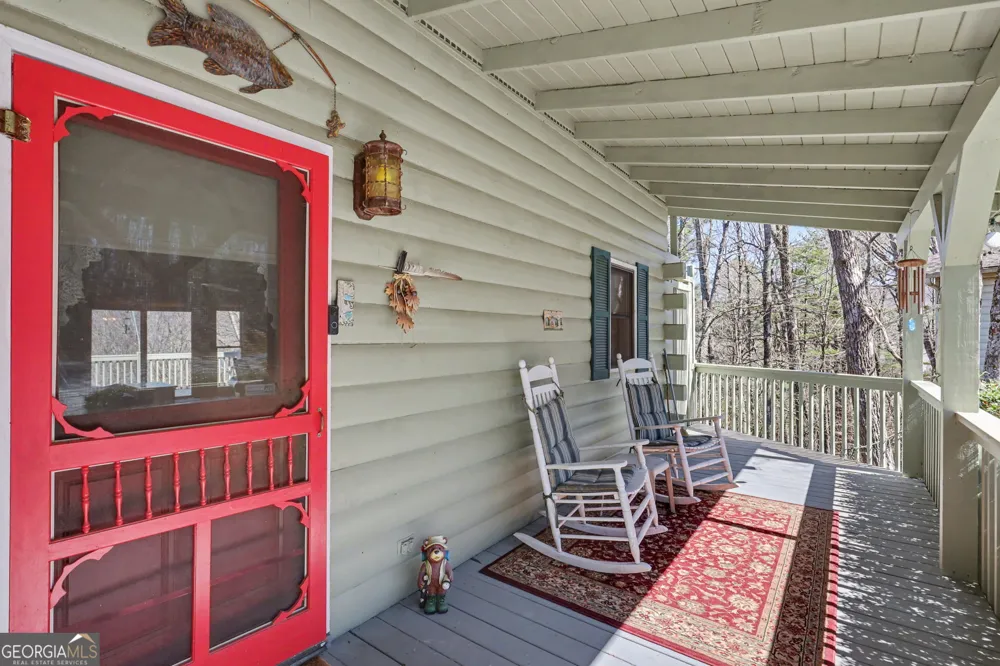 437 Highpoint DR Scaly Mountain, NC 28775