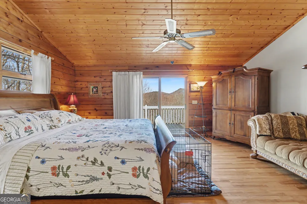437 Highpoint DR Scaly Mountain, NC 28775
