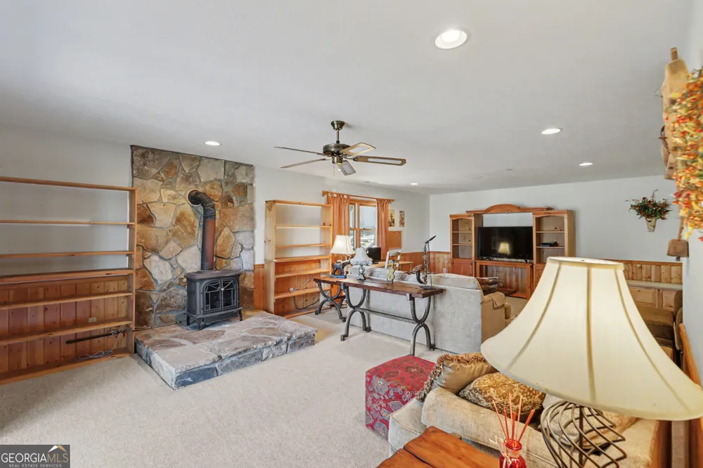 437 Highpoint DR Scaly Mountain, NC 28775
