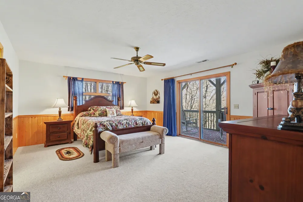 437 Highpoint DR Scaly Mountain, NC 28775