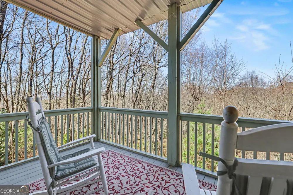 437 Highpoint DR Scaly Mountain, NC 28775