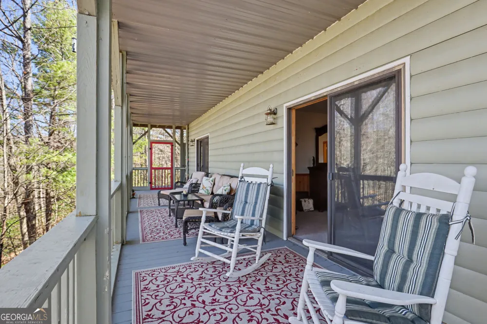 437 Highpoint DR Scaly Mountain, NC 28775