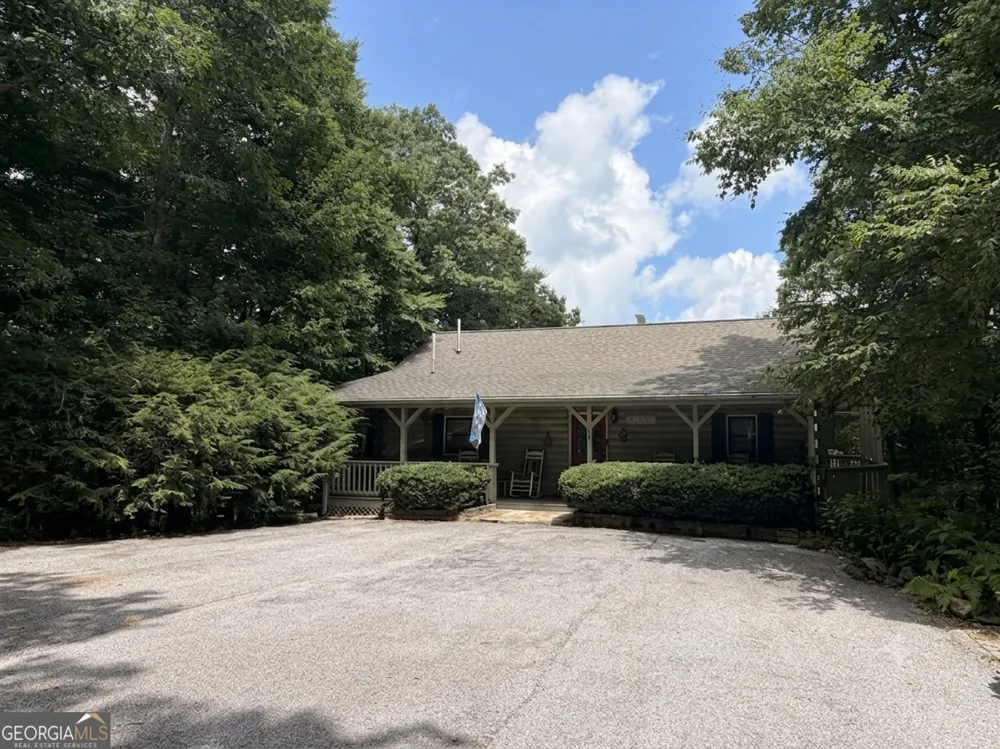 437 Highpoint DR Scaly Mountain, NC 28775