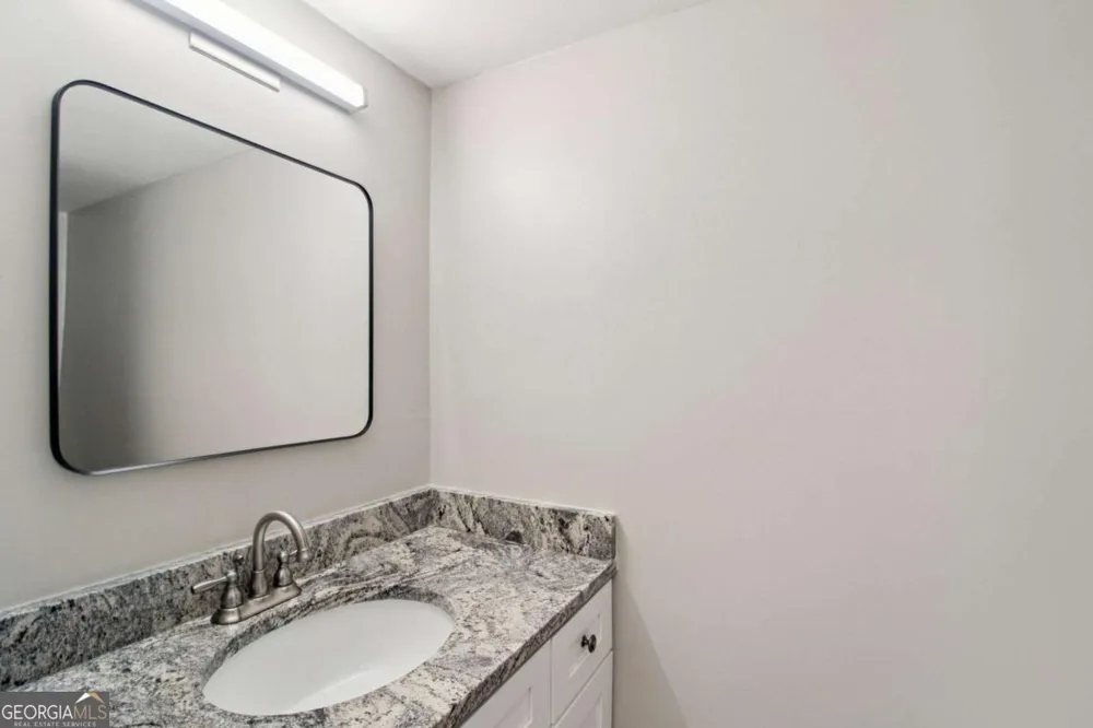 248 Triumph DR NW Atlanta, GA 30327