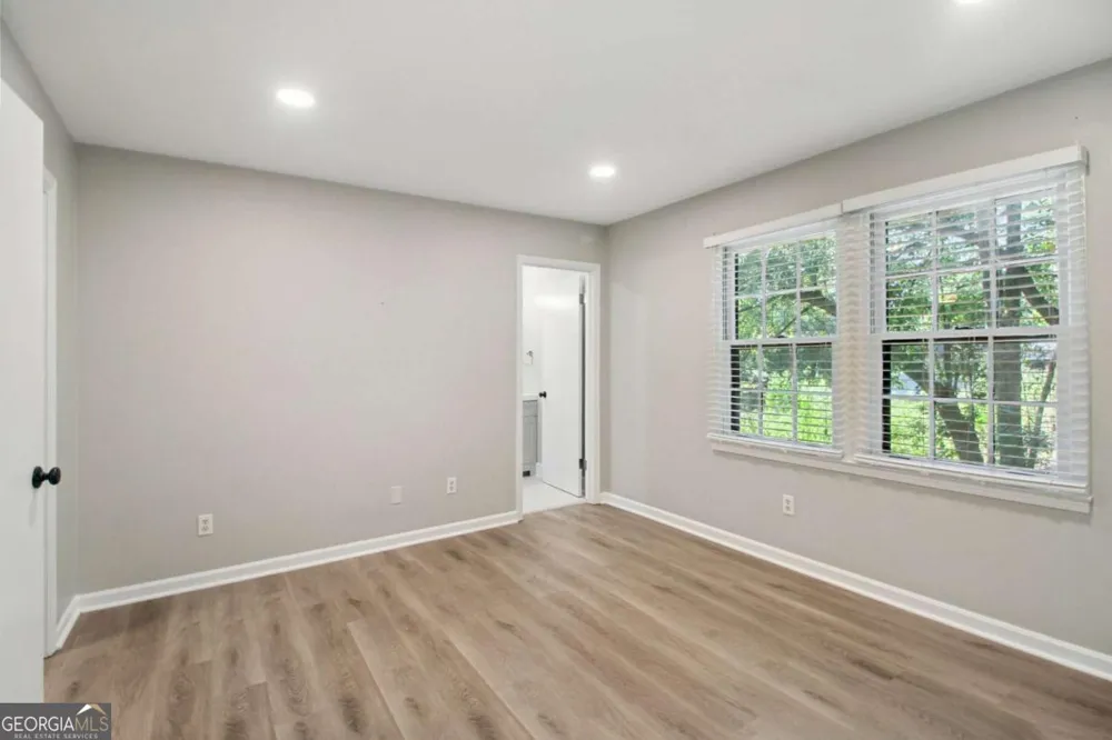 248 Triumph DR NW Atlanta, GA 30327