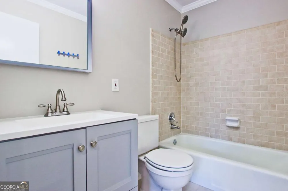 248 Triumph DR NW Atlanta, GA 30327