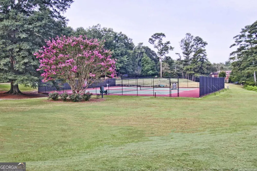 248 Triumph DR NW Atlanta, GA 30327