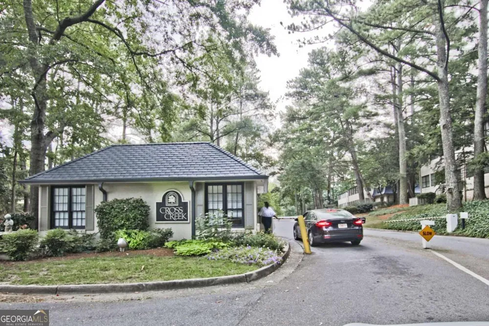 248 Triumph DR NW Atlanta, GA 30327