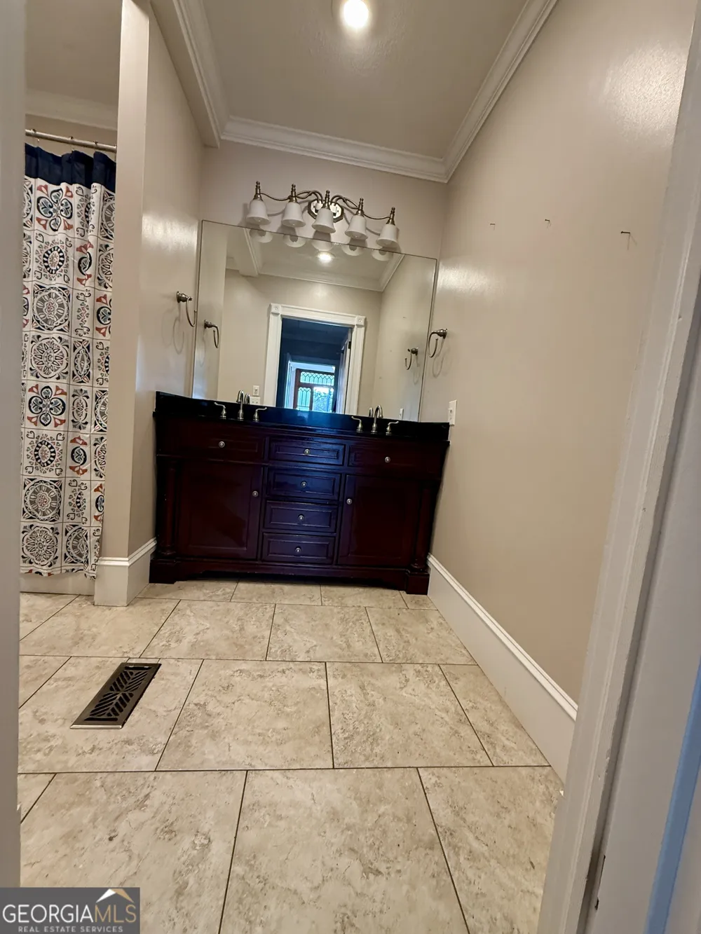 646 McLendon ST Ashburn, GA 31714