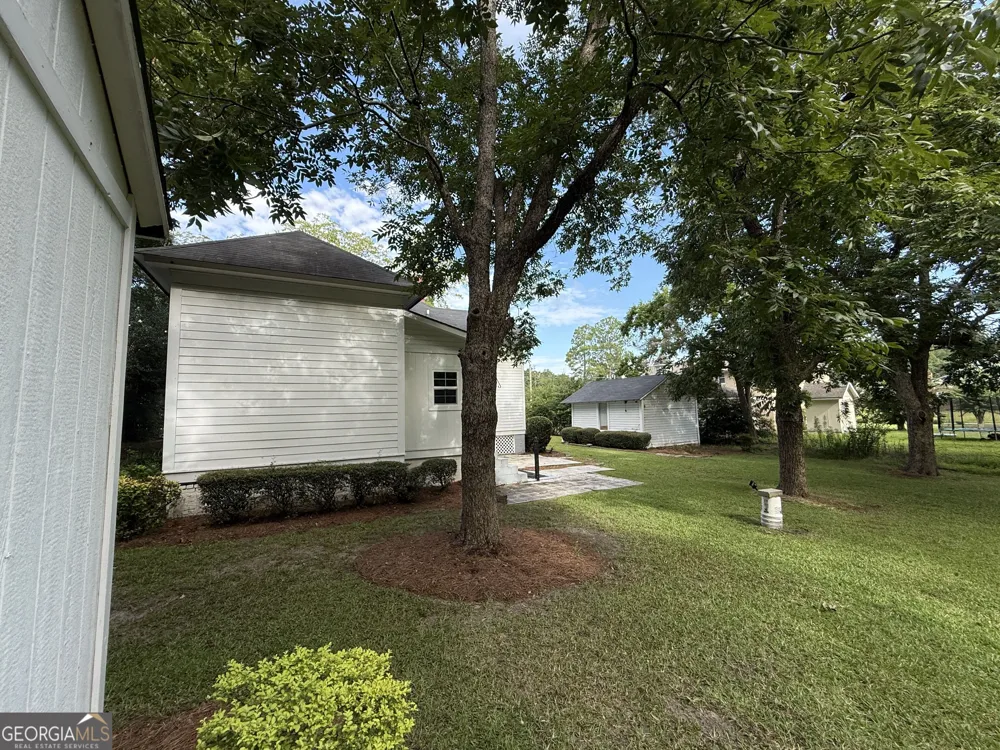 646 McLendon ST Ashburn, GA 31714