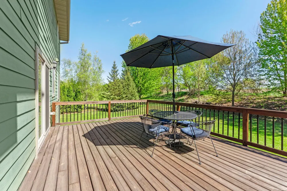10697 106th Avenue Hanover, MN 55341