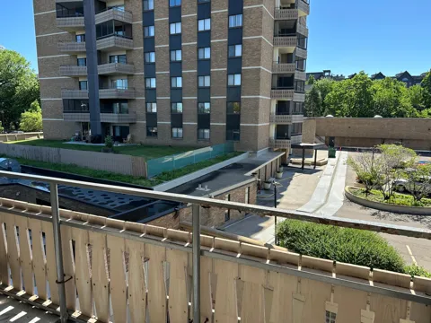410 Groveland Avenue #305