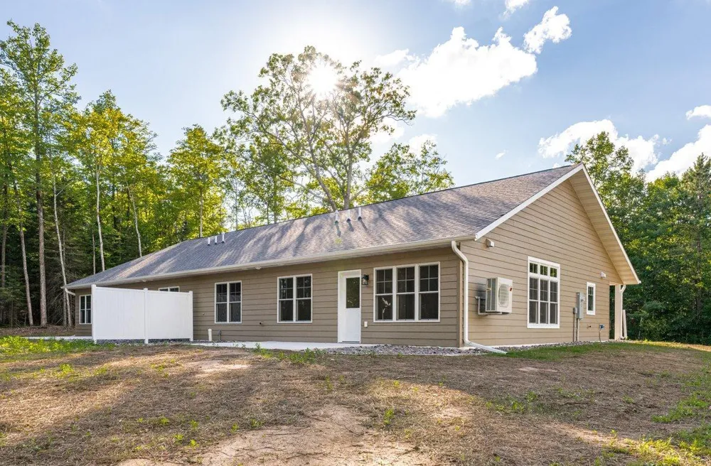 3138 Maple Drive Cloquet, MN 55720