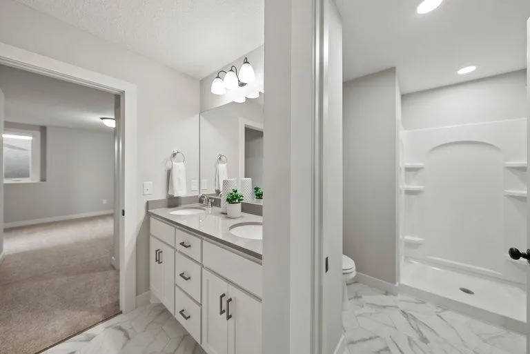 3661 Knightsbridge Lane Lake Elmo, MN 55042