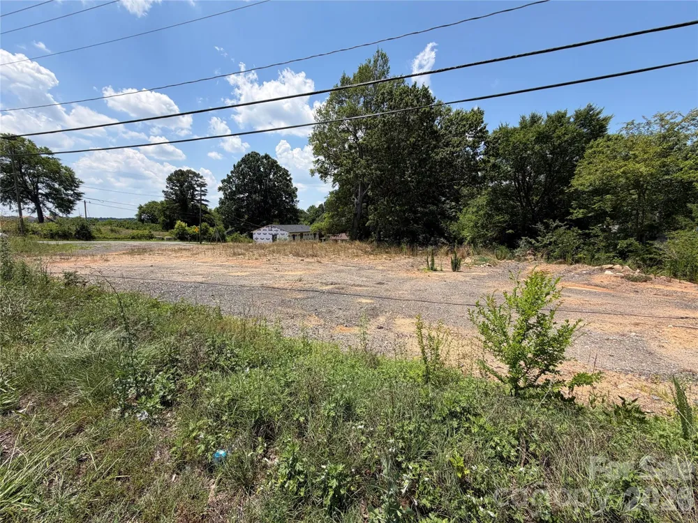 2990 Dale Earnhardt Boulevard Kannapolis, NC 28083