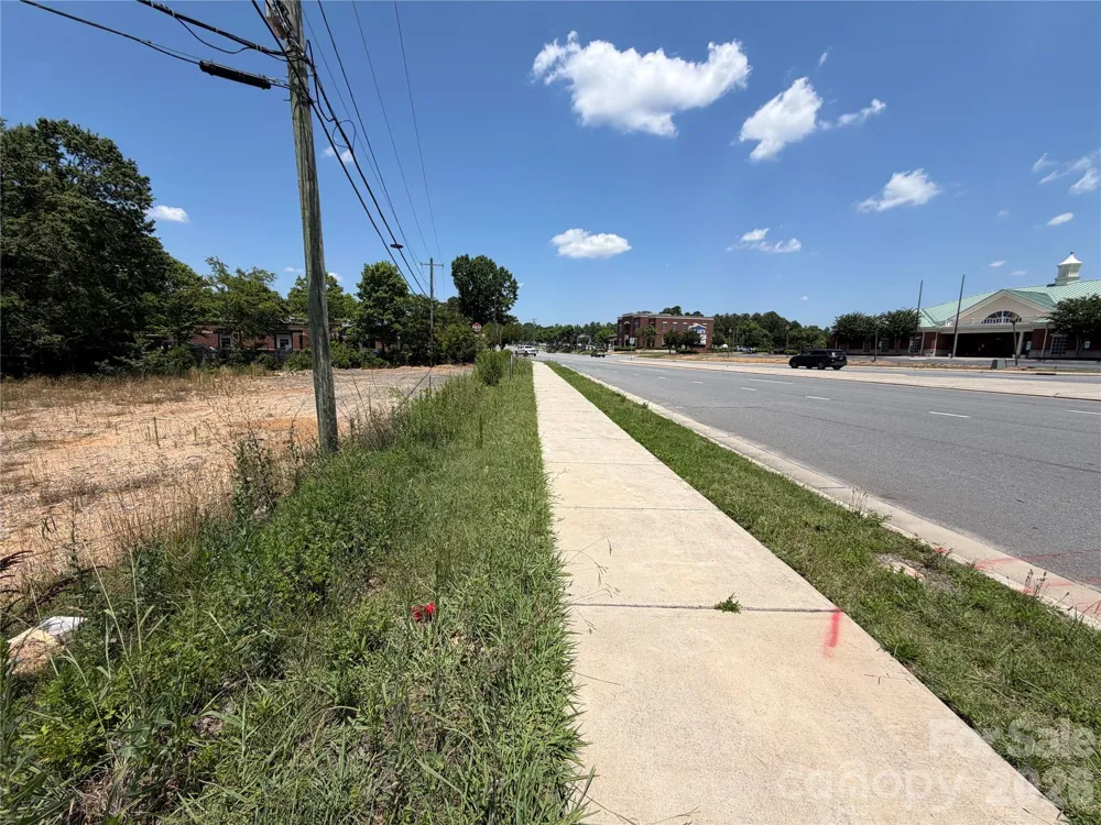 2990 Dale Earnhardt Boulevard Kannapolis, NC 28083