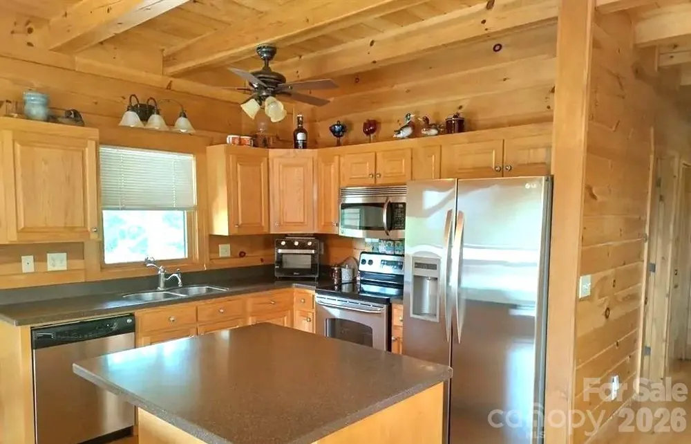 453 Grandview Peaks Drive Nebo, NC 28761