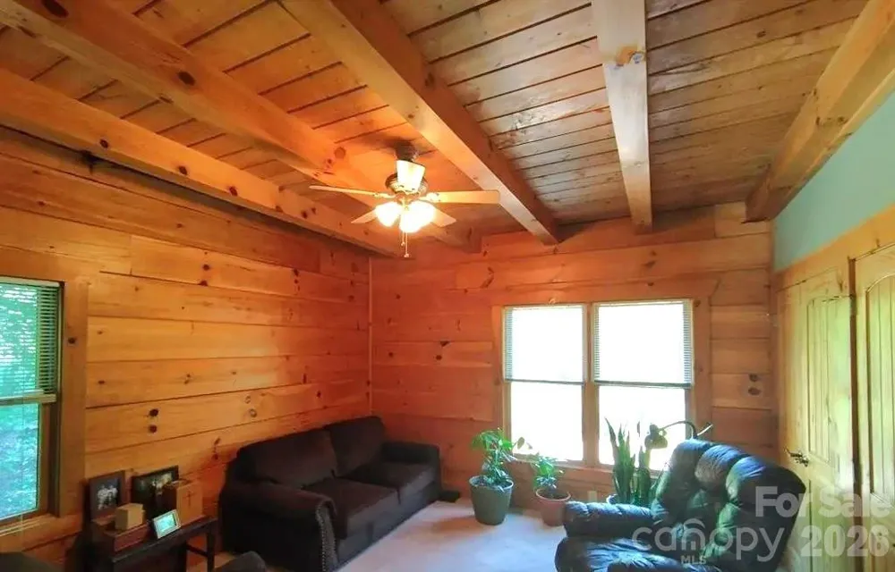 453 Grandview Peaks Drive Nebo, NC 28761
