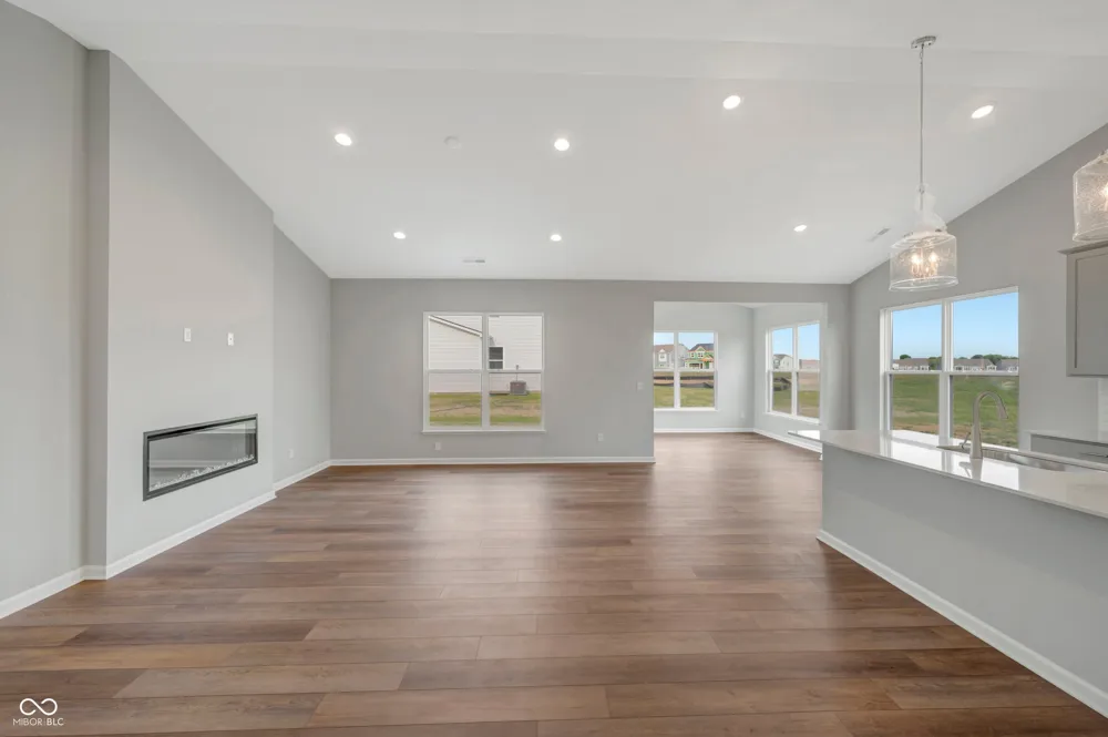 3747 Dutton Drive Bargersville, IN 46106