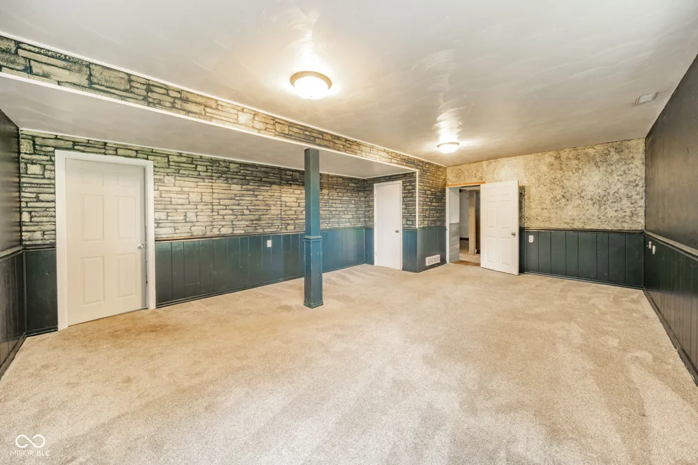 9161 Raider Road Middletown, IN 47356