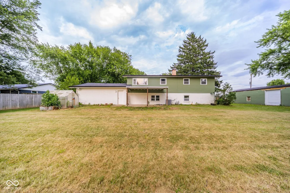 9161 Raider Road Middletown, IN 47356
