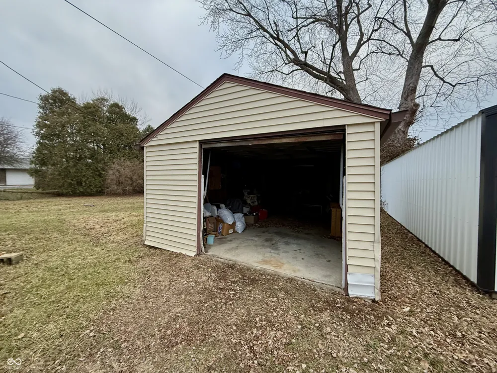 3416 W Riverside Avenue Muncie, IN 47304