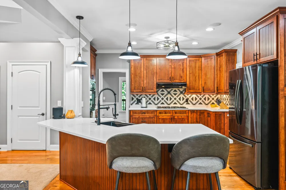 1816 Yorkshire DR Woodstock, GA 30189