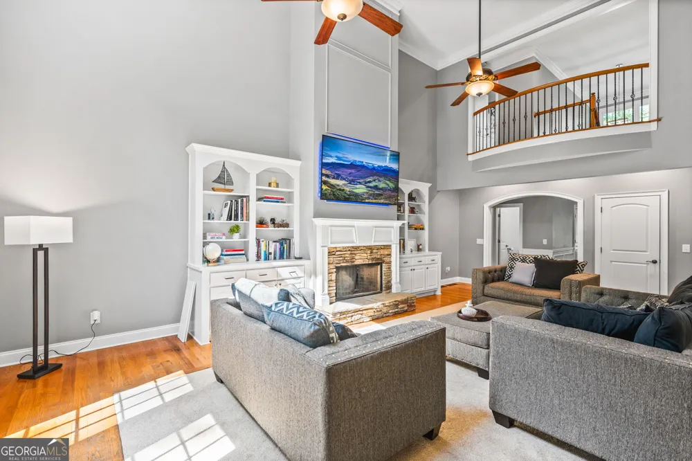 1816 Yorkshire DR Woodstock, GA 30189