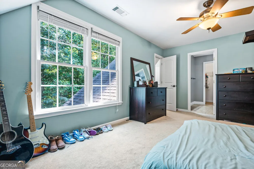 1816 Yorkshire DR Woodstock, GA 30189