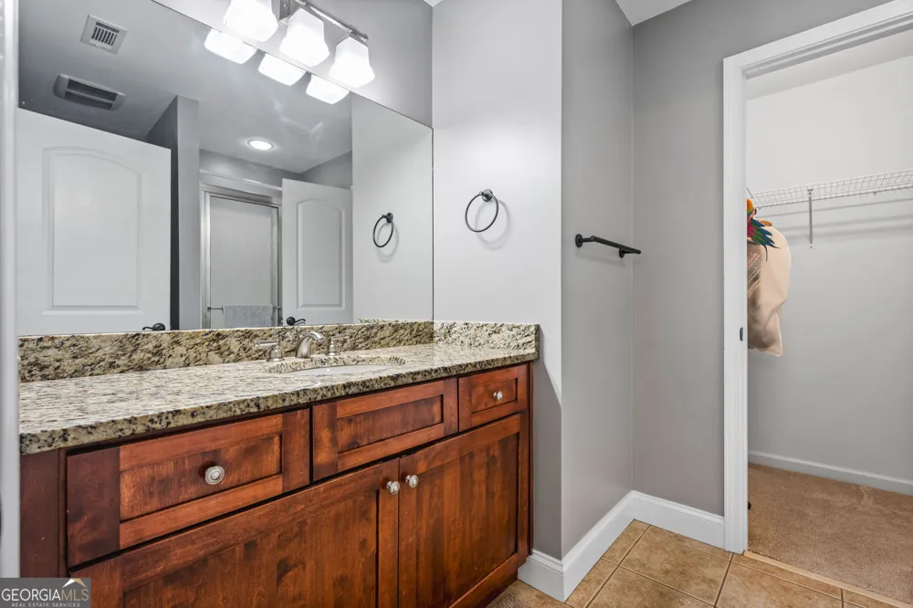 1816 Yorkshire DR Woodstock, GA 30189