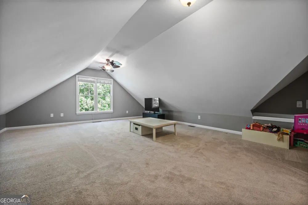 1816 Yorkshire DR Woodstock, GA 30189
