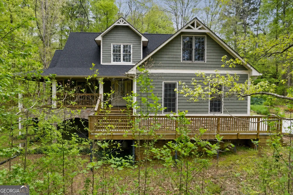 1816 Yorkshire DR Woodstock, GA 30189