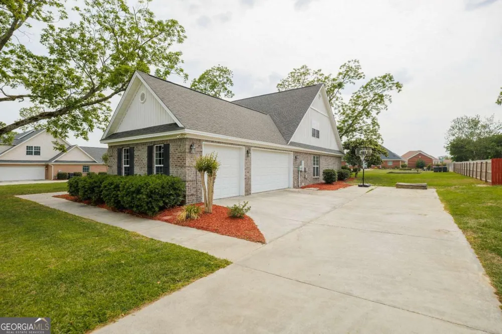 3898 Orchard WAY Valdosta, GA 31605