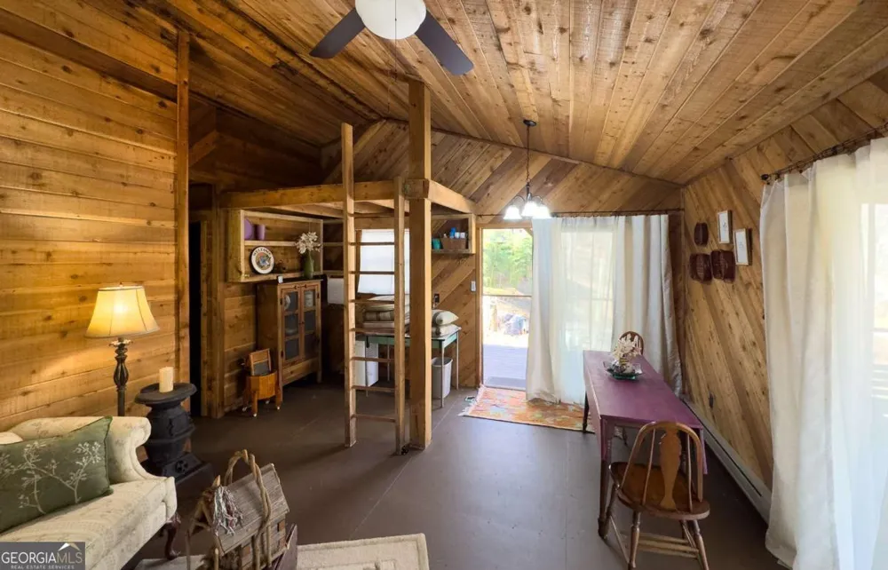 526 Garland Ridge DR Hayesville, NC 28904