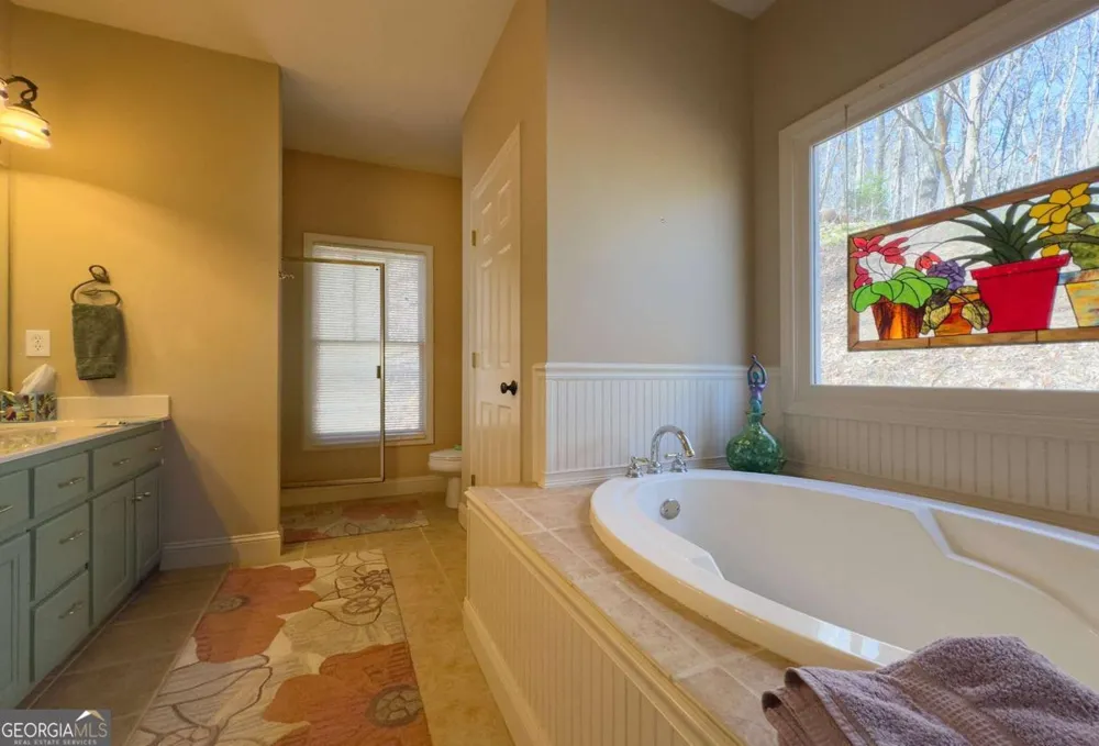 526 Garland Ridge DR Hayesville, NC 28904