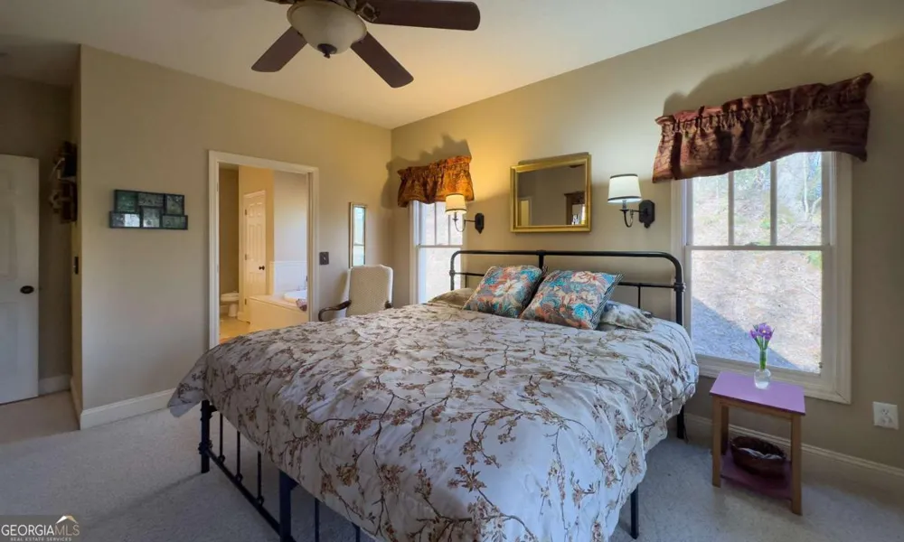526 Garland Ridge DR Hayesville, NC 28904