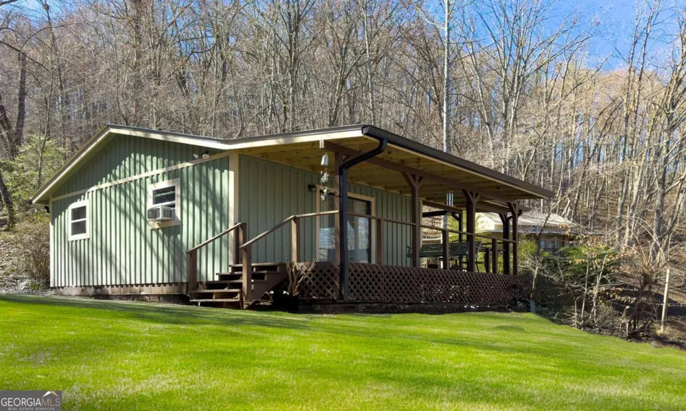526 Garland Ridge DR Hayesville, NC 28904