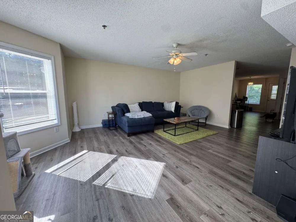 1850 Cedar Shoals DR Athens, GA 30605