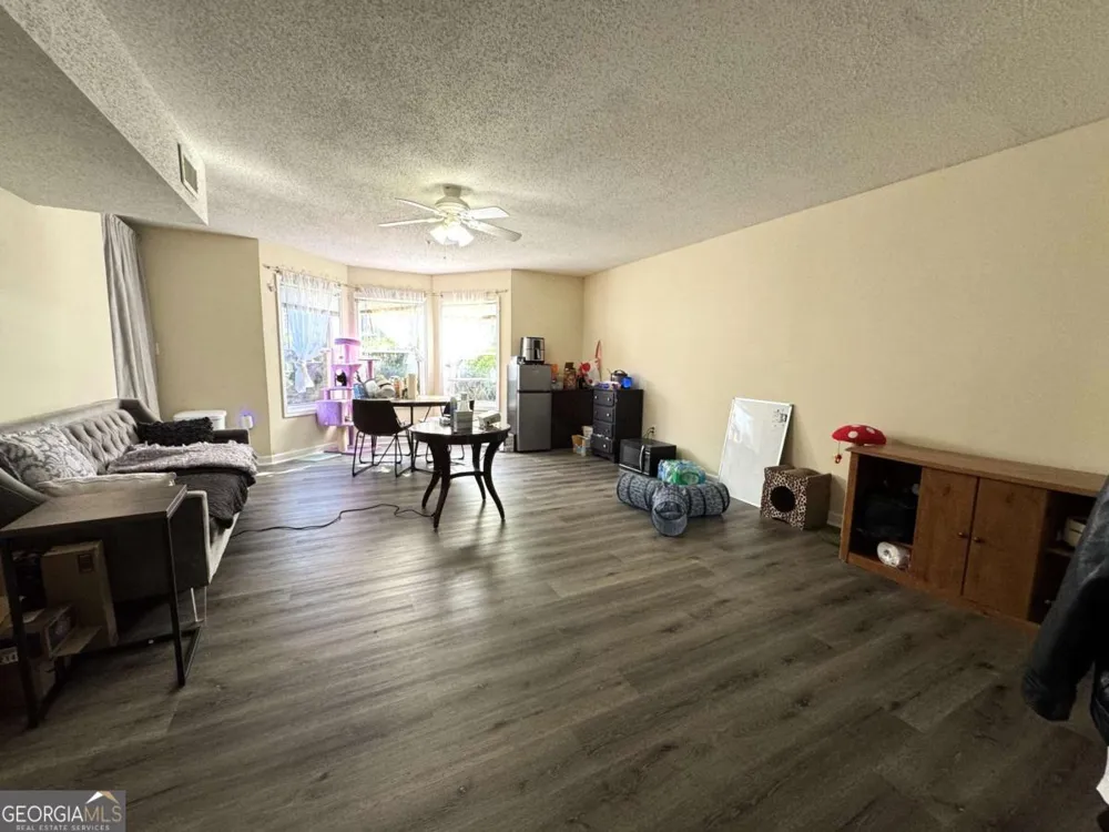 1850 Cedar Shoals DR Athens, GA 30605