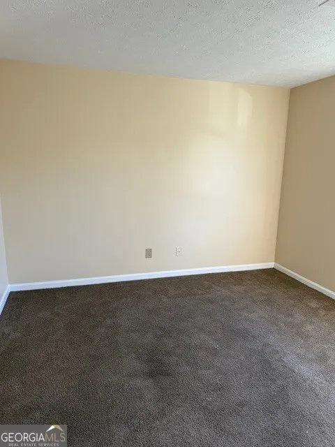 2060 Lenoa LN Austell, GA 30106