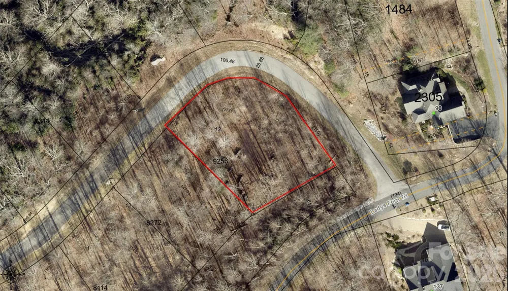 9999 Red Bud Lane #13 Laurel Park, NC 28739
