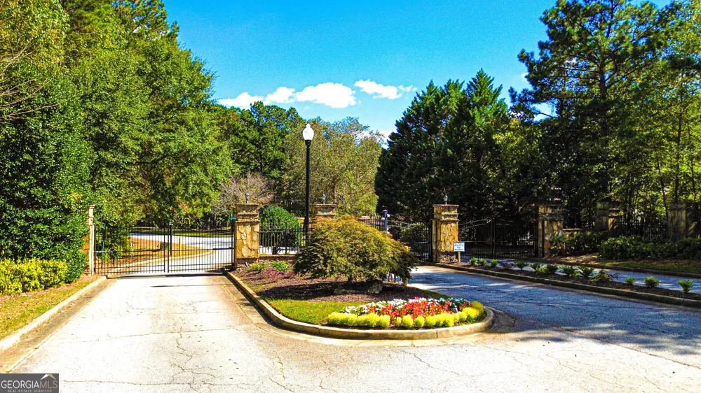 135 Longcreek DR Fayetteville, GA 30214