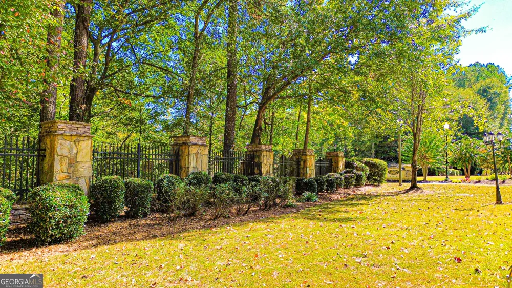 135 Longcreek DR Fayetteville, GA 30214
