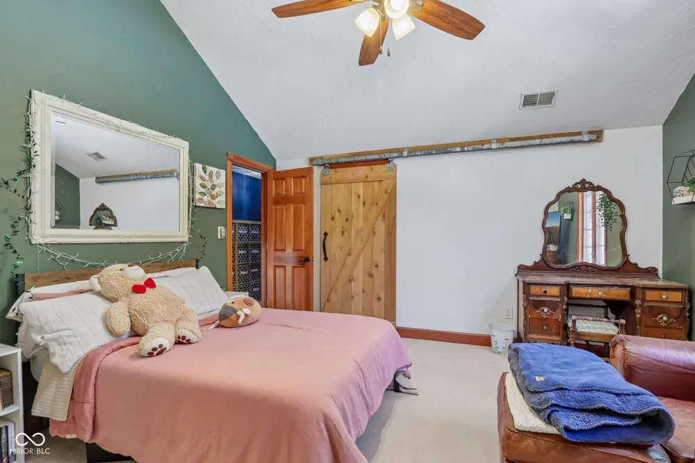 397 E 1650 Summitville, IN 46070