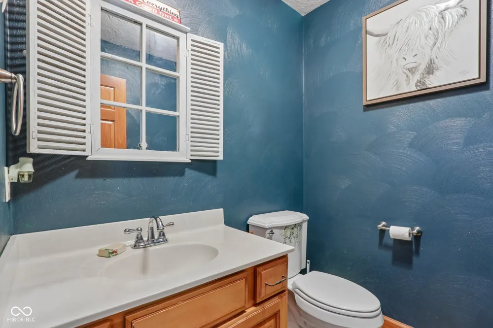 397 E 1650 Summitville, IN 46070