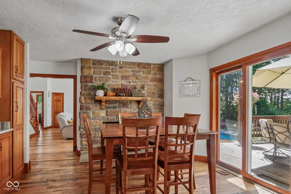 397 E 1650 Summitville, IN 46070