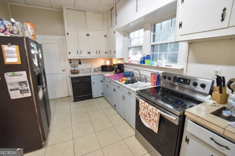 908 E McCarty ST Sandersville, GA 31082