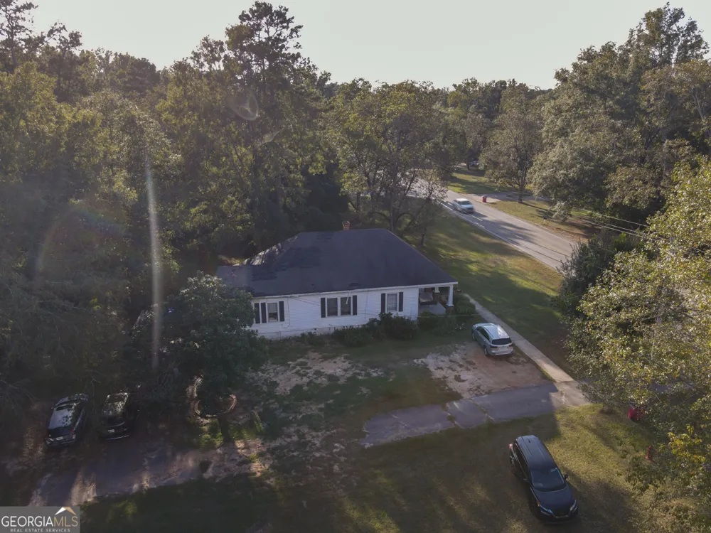 908 E McCarty ST Sandersville, GA 31082