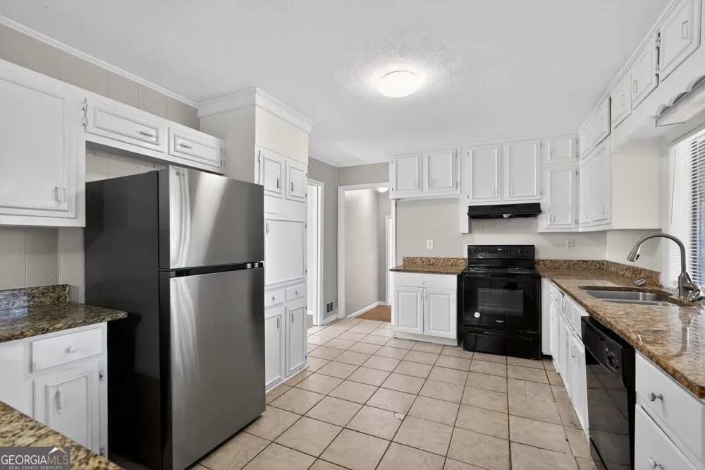 2234 Seven Oaks CIR Conley, GA 30288